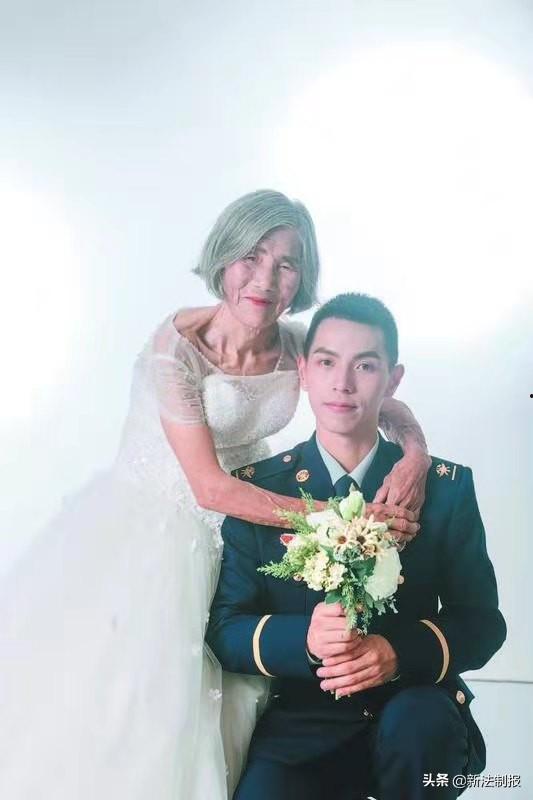 刘小娟爆料婚纱照视频,浪漫时刻引网友热议